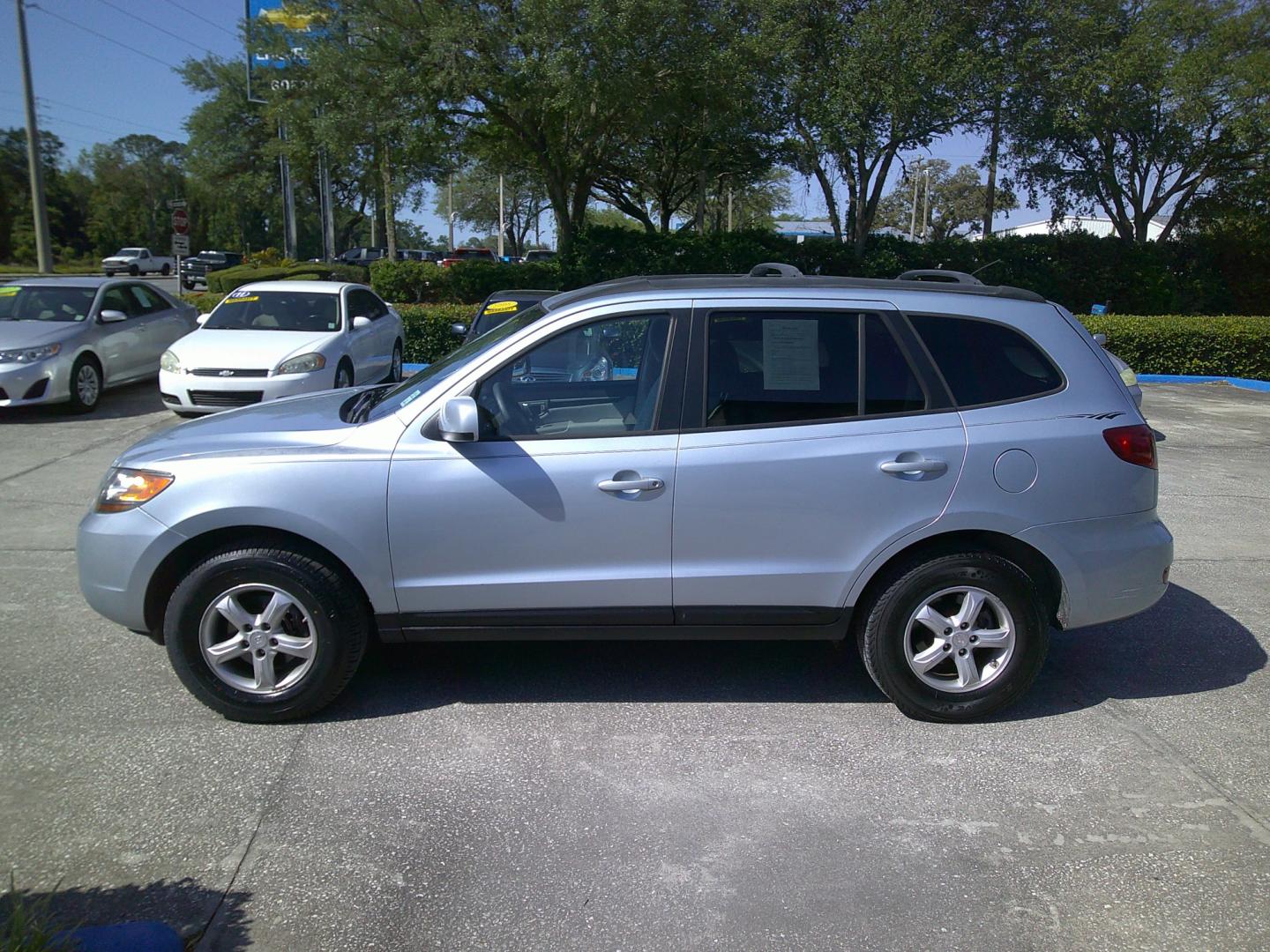 2008 SILVER HYUNDAI SANTA FE GLS (5NMSG13D98H) , located at 1200 Cassat Avenue, Jacksonville, FL, 32205, (904) 695-1885, 30.302404, -81.731033 - Photo#1